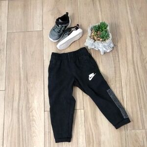 Nike Kids Black Jogger Pants